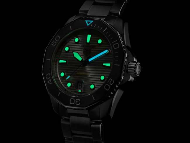 TAG HEUER AQUARACER PROFESSIONAL 300
