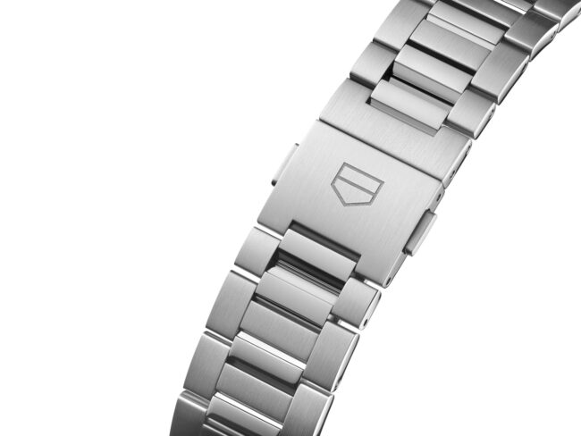 TAG HEUER CARRERA